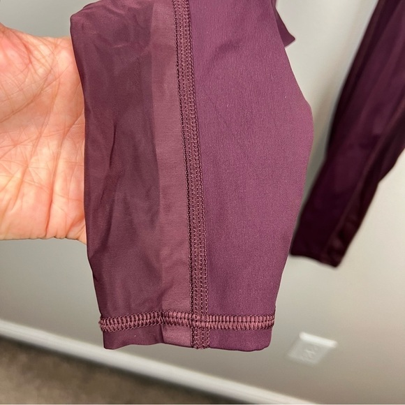 Athleta Lightning Stash Pocket Tight Leggings Size XS Burgundy Athletic Workout - Picture 5 of 11